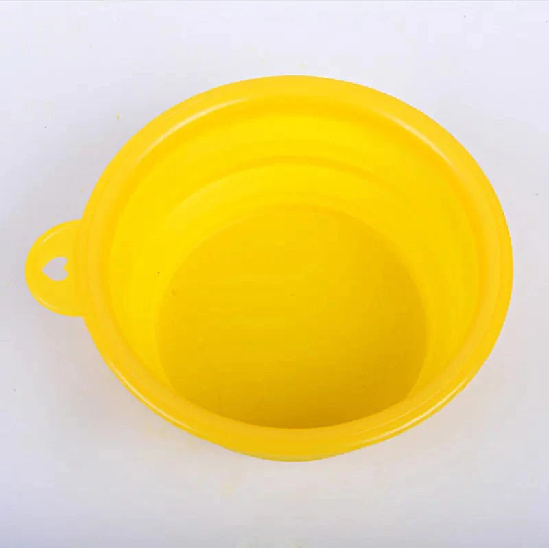 Eco-Friendly Silicone Pet Bowl – Portable for Cats & Dogs