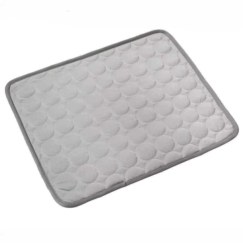 ❄️ Dog Cooling Mat – Summer Chill Pad for Pets of All Sizes