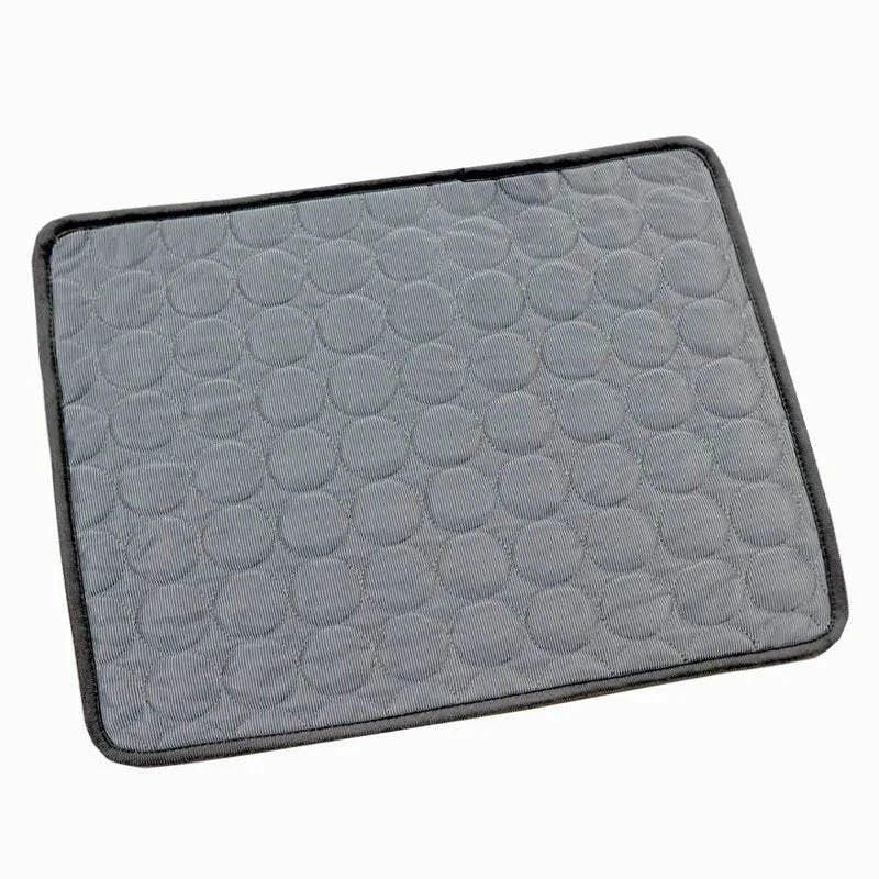 ❄️ Dog Cooling Mat – Summer Chill Pad for Pets of All Sizes